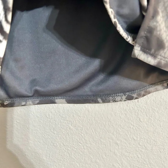 Urban Outfitters Grace Mesh Printed Micro Mini Skort Urban Outfitters - Picture 6 of 9